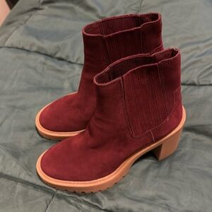Dolce Vita Chelsea Boots